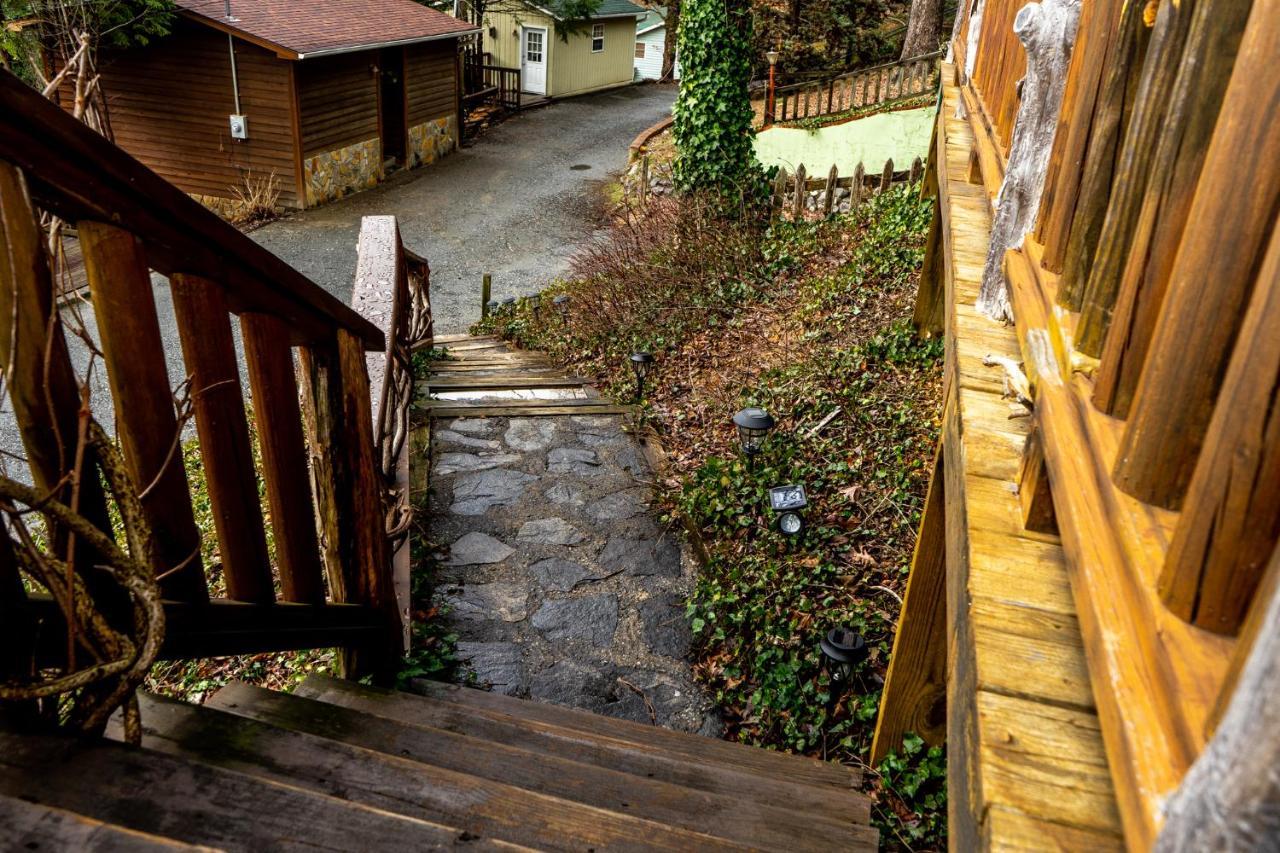The Chimney Rock Inn & Cottages Exterior foto